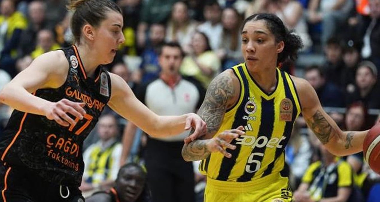 Fenerbahçe Opet dev finalde 2-0'ı buldu