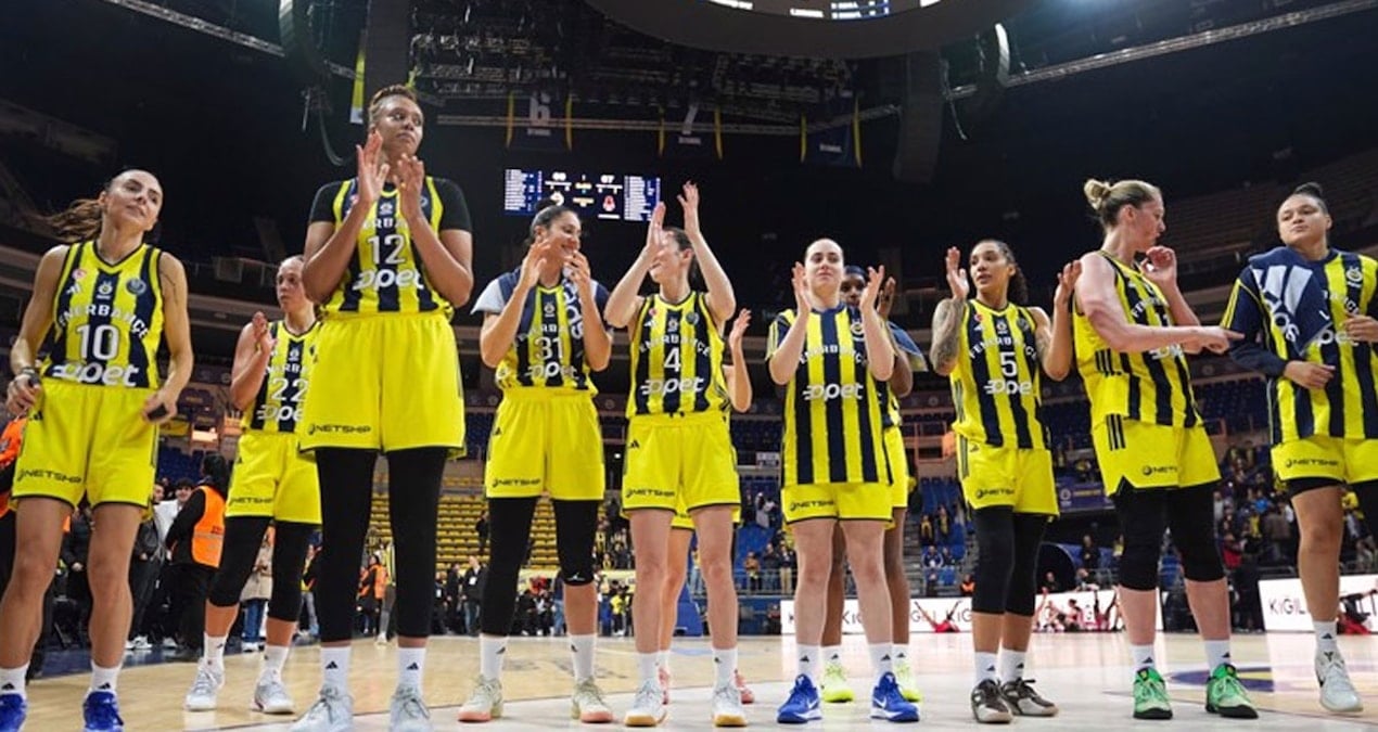 Fenerbahçe Opet namağlup şampiyon