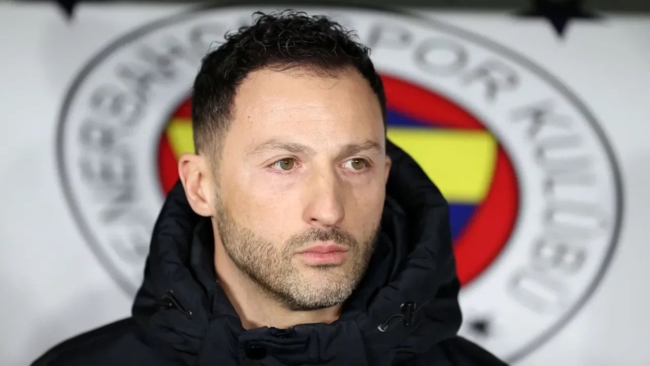 Fenerbahçe tarihinde ilk! Sahaya 11 yabancı çıktı