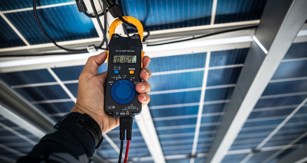 Güneş panellerini yanlış kullanıyormuşuz! 'İmkansız' denilen limiti aşmayı böyle başardı