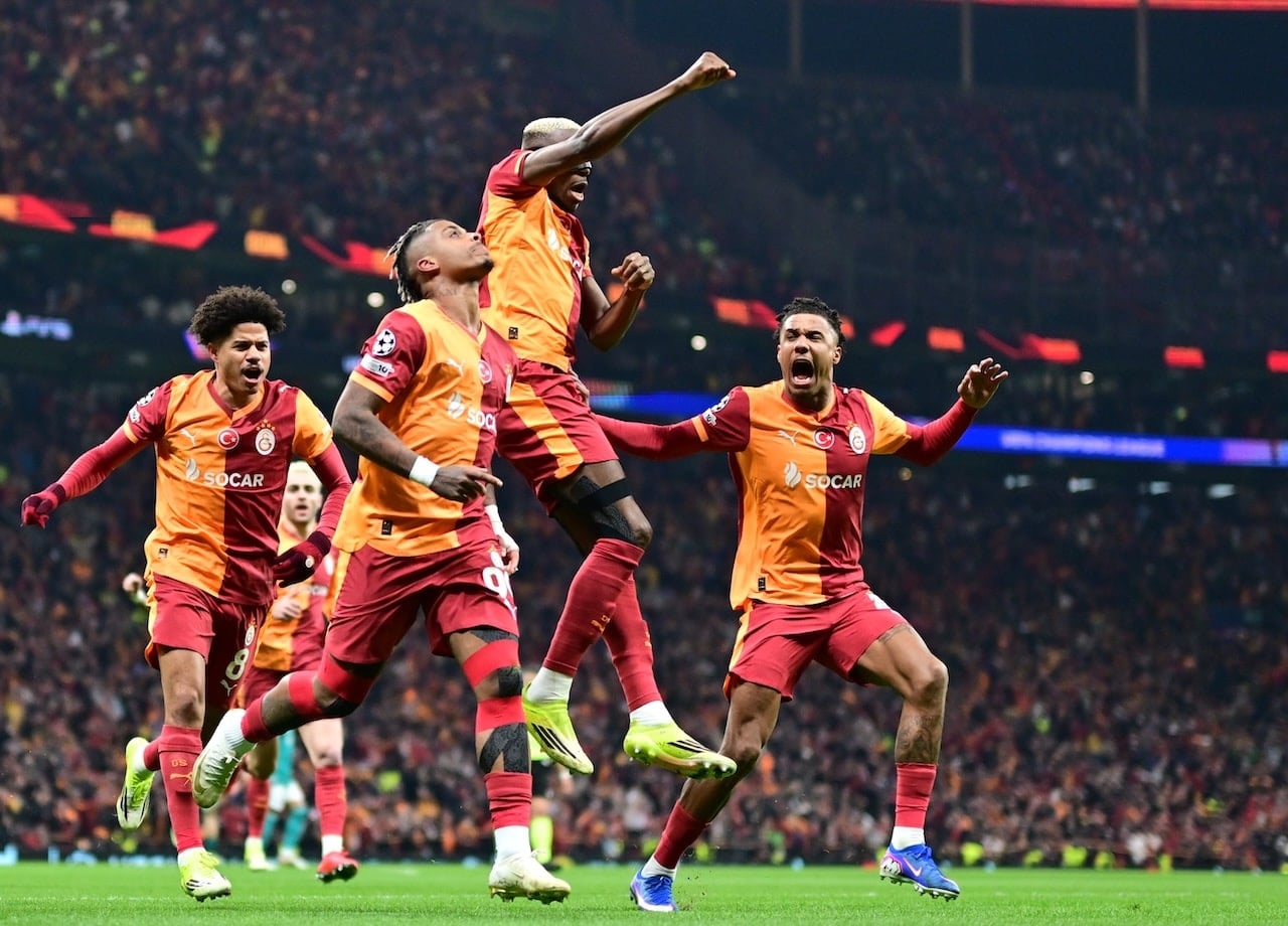 Galatasaray’ın yıldızları devlerin radarında! Derbide 3 ismi izlediler 