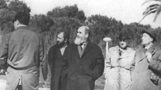 MİT, gizlice Bursa'ya götürülen Humeyni'ye ilişkin belgeyi paylaştı