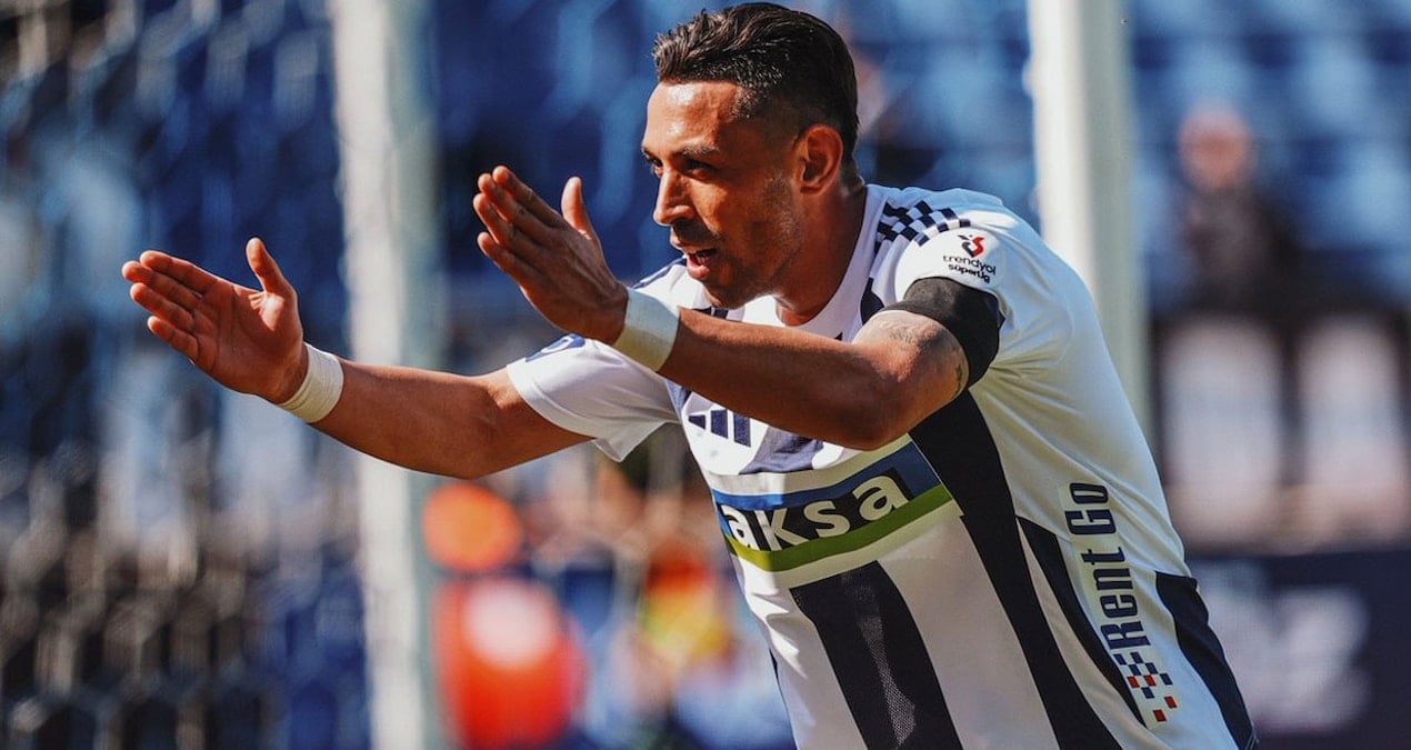 Süper Lig'de akıllara durgunluk veren gol: İrfan Can kornerden avladı