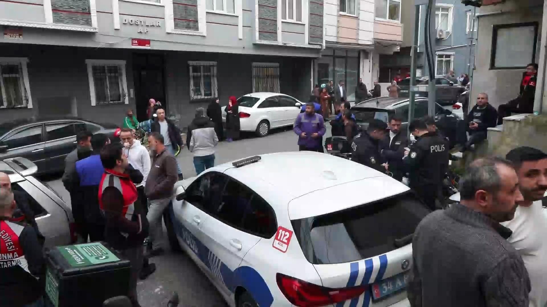 Gece yarısı tek tek evlerin üzerine düşmeye başladı: Mahalle apar topar boşaltıldı