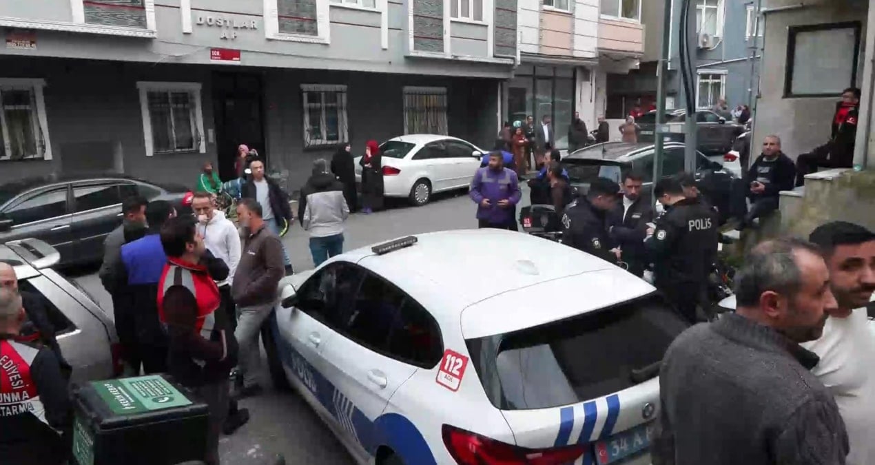 Gece yarısı tek tek evlerin üzerine düşmeye başladı: Mahalle apar topar boşaltıldı