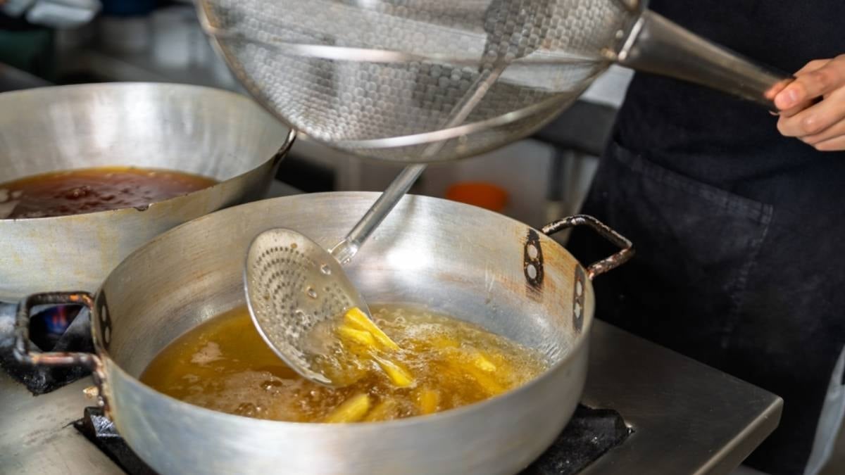 Aşçıların sır gibi sakladığı kızartma yöntemi şaşırttı