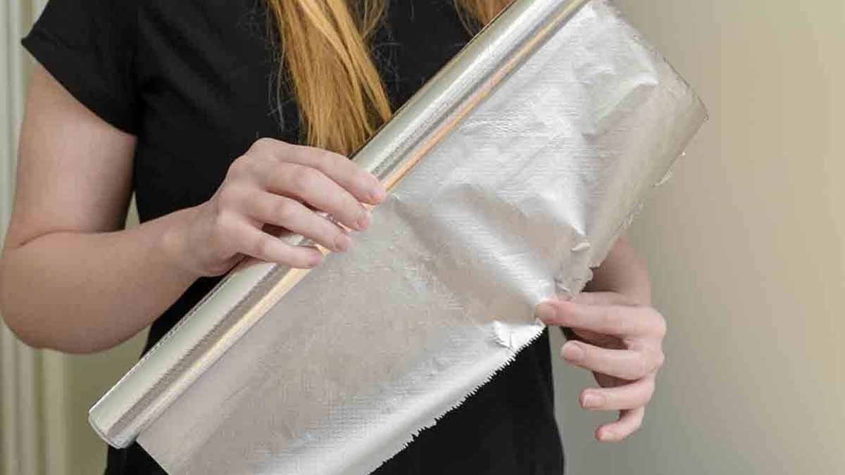 Mutfaktaki alüminyum folyo banka kartı hırsızlarını durdurabiliyormuş