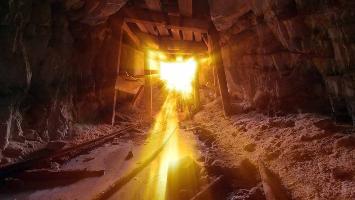 'Altın var' fısıltıları gerçek çıktı, 30 bin ton altın zenginlik değil sefalet getirdi