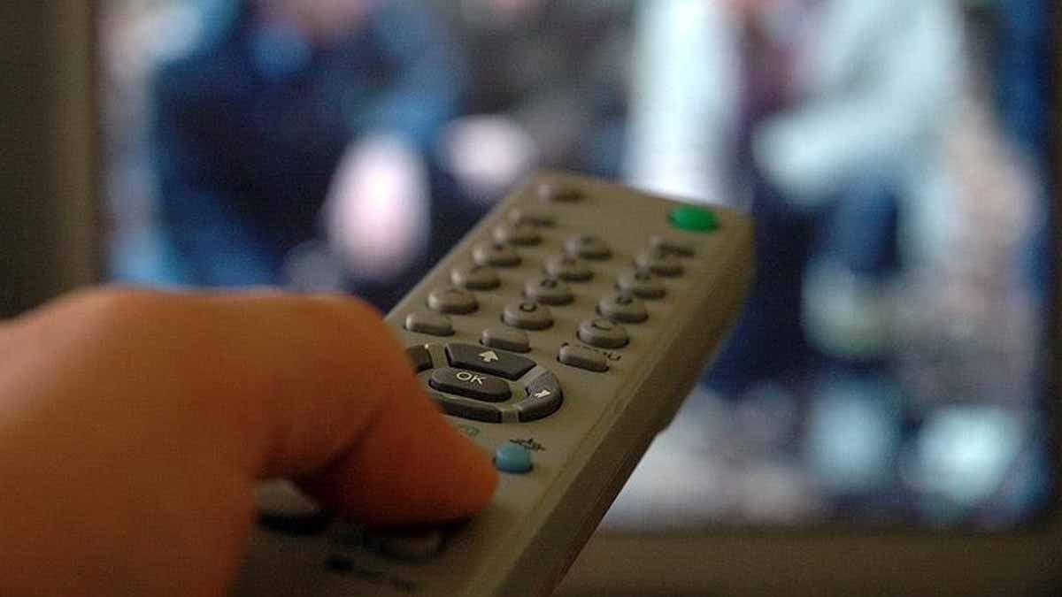 Evindeki televizyon seni izliyor: Uzmanlar uyardı