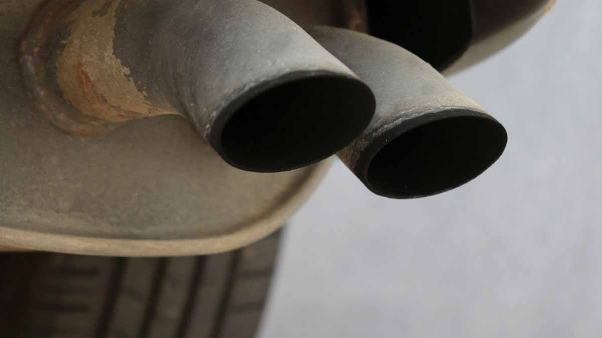 Altından 100 kat daha nadir: 30 gramı 500 bin TL eden o metal egzozun içinde!