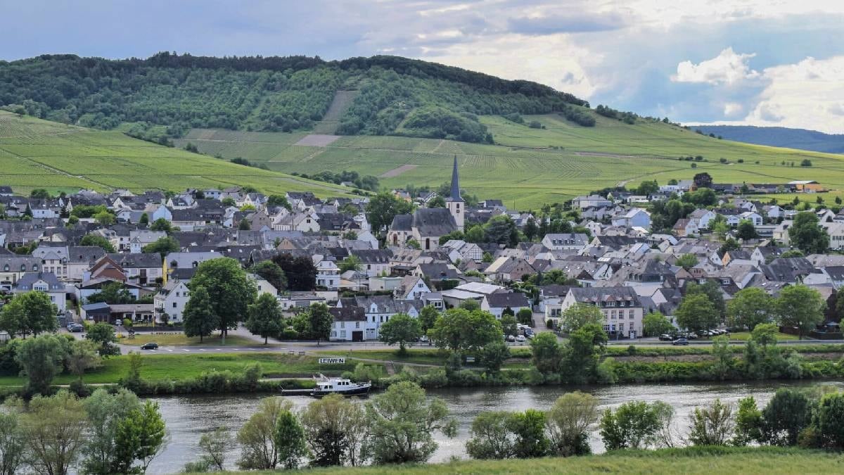 Bu köye taşınan herkese ücretsiz ev verilecek