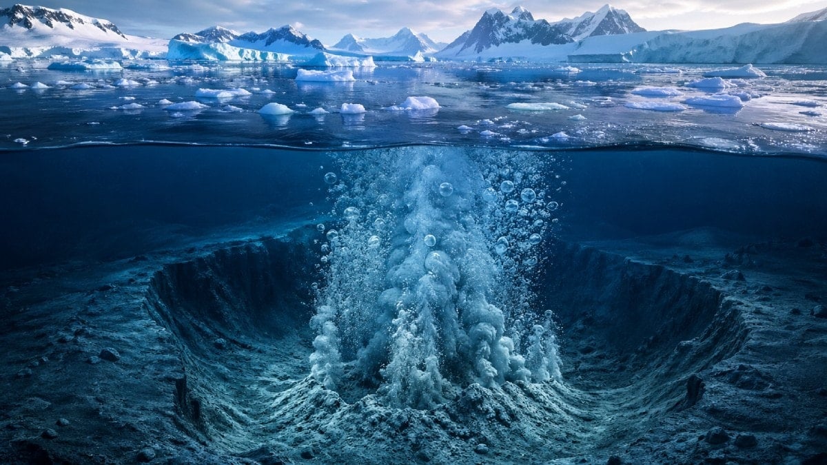 Buzların altında metanla beslenen canlılar bulundu