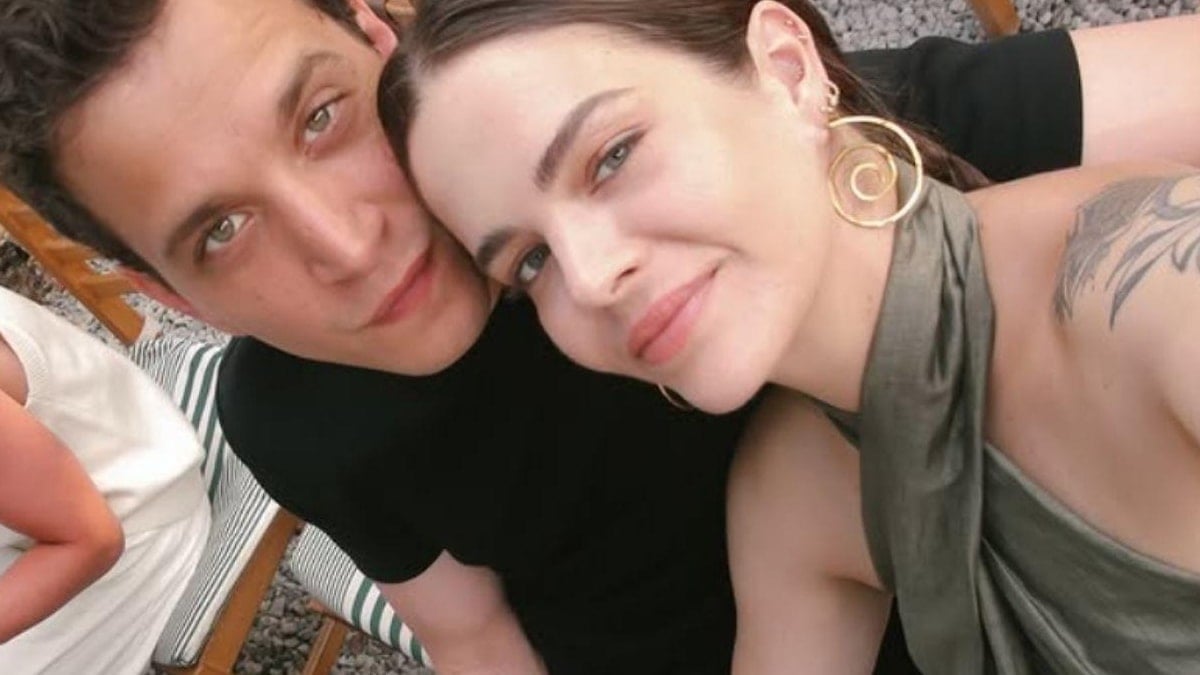 Boşanma iddiaları gündemdeydi: Lara Paşalı o fotoğrafları tek tek sildi