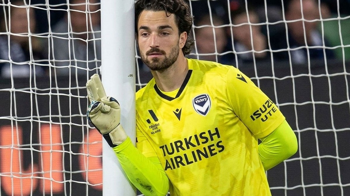 Futbol maçını martılar istila etti! Dünyada viral olan görüntüler