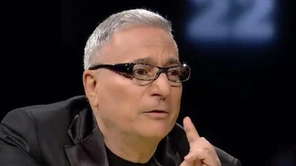 Ünlü şovmenin acı günü: Mehmet Ali Erbil'i kahreden haber