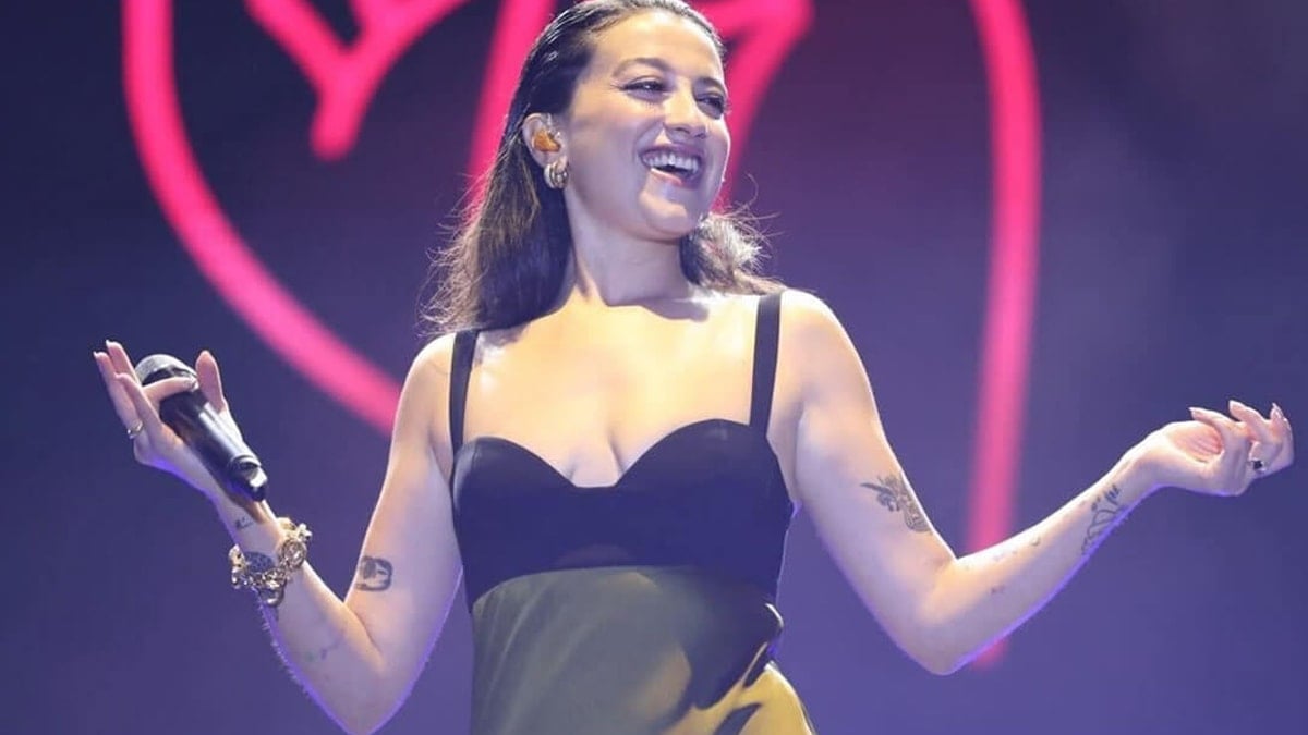 Saçlarını kısacık kestirdi: Görenler tanıyamadı