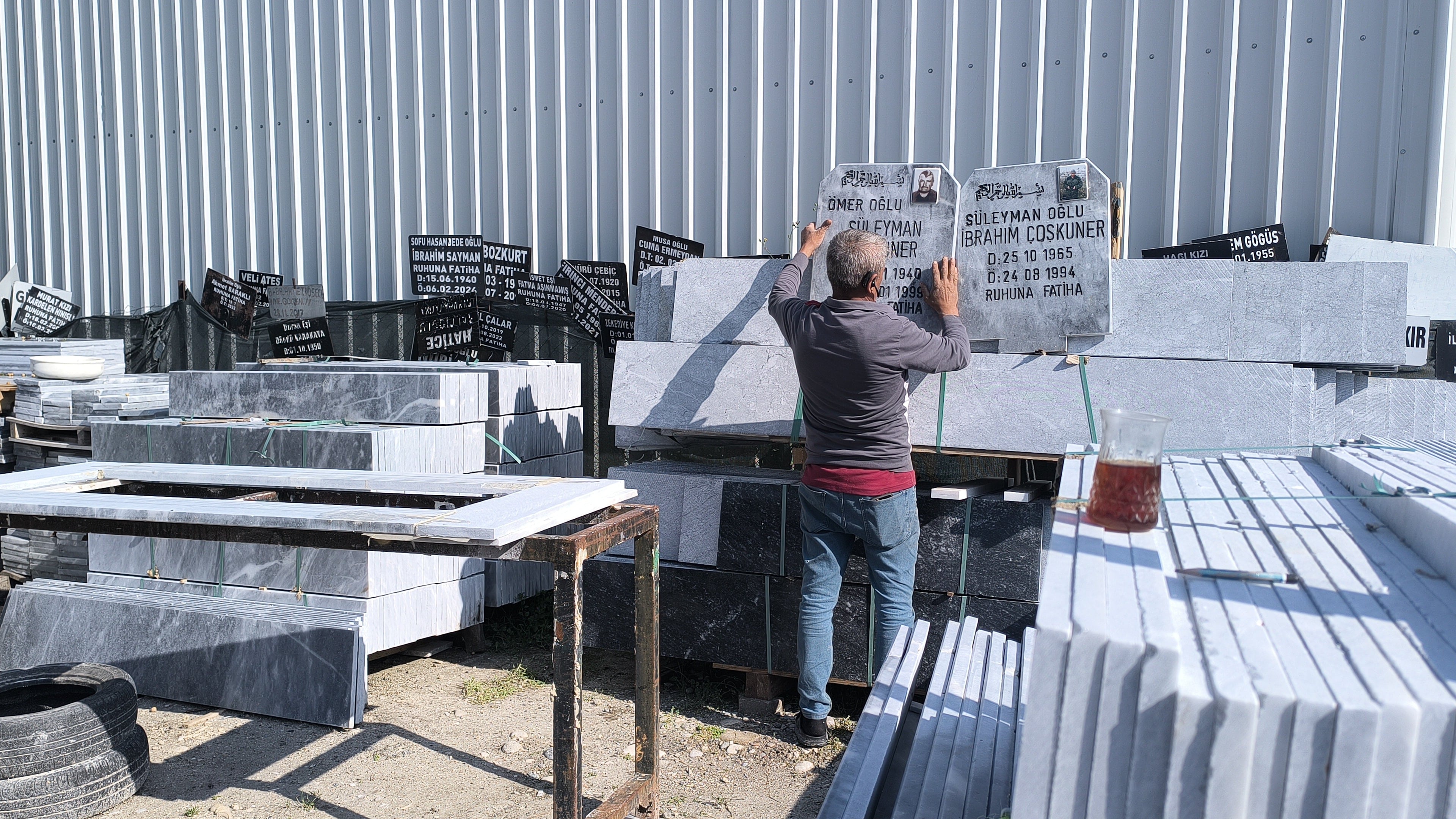 Zamlar mezar siparişini öne çekti: “Ölmeden mezarını yaptıran var”