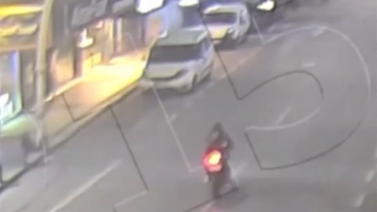 Motosikletle akrobatik hareketler yaptı, 79 bin lira ceza yedi