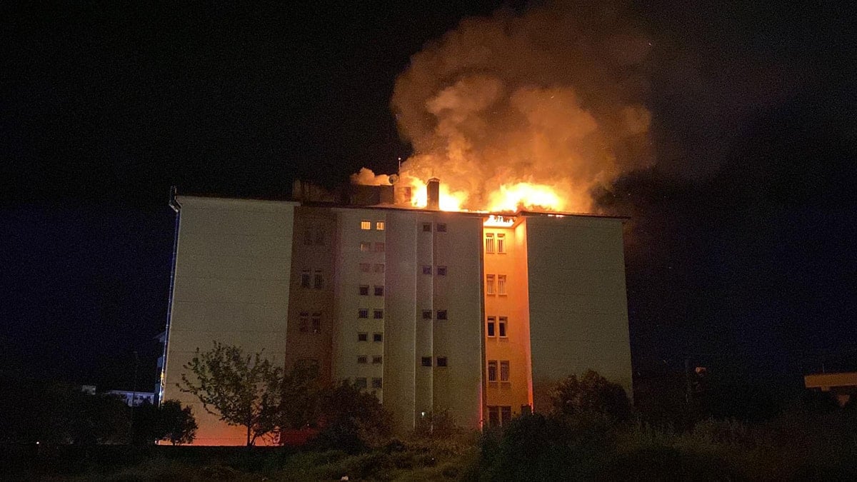 Aydın'da lisede yangın çıktı