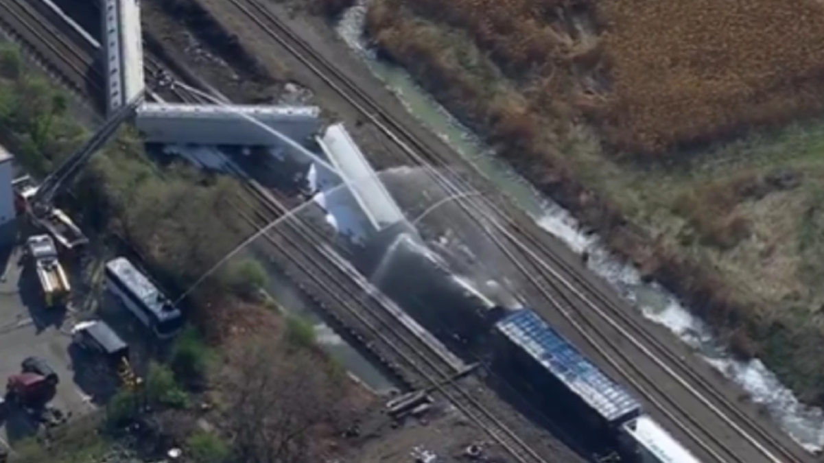 New Jersey'de kimyasal alarm