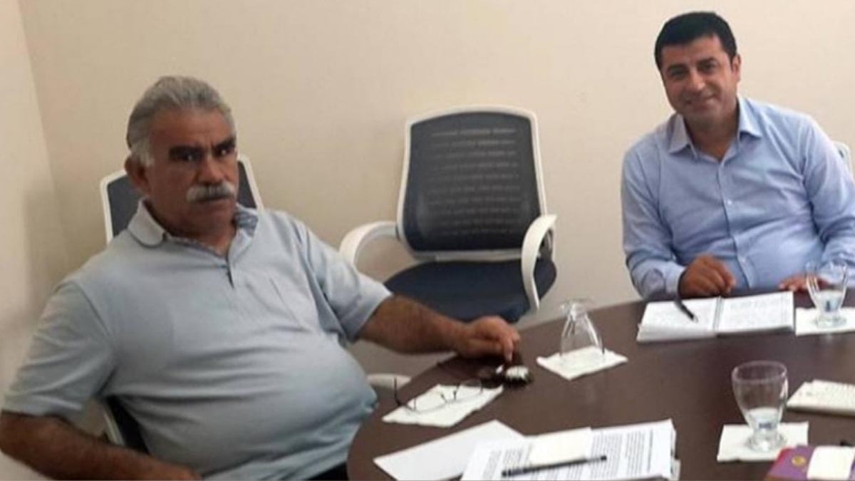 Öcalan'dan talimat: 'Gerekirse Demirtaş'tan özür dileyin'