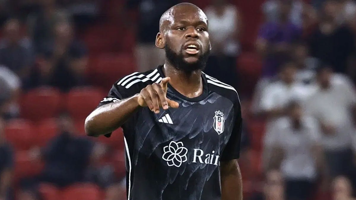 Beşiktaş'ta ilk yolcu belli oldu