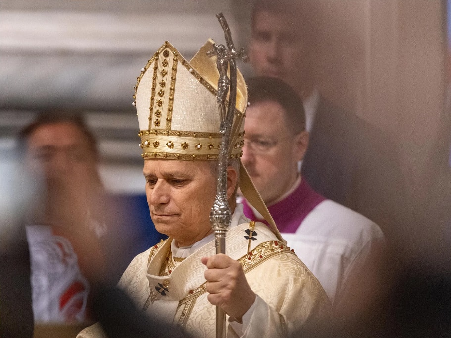 Papa XIV. Leo haçlı seferlerinin temeli olan maddeyi resmen kaldırdı