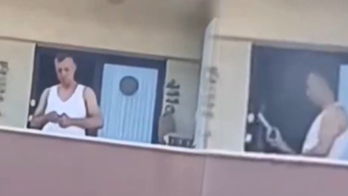 Balkonda şarjöre mermi doldurmuştu! Gözaltına alındı