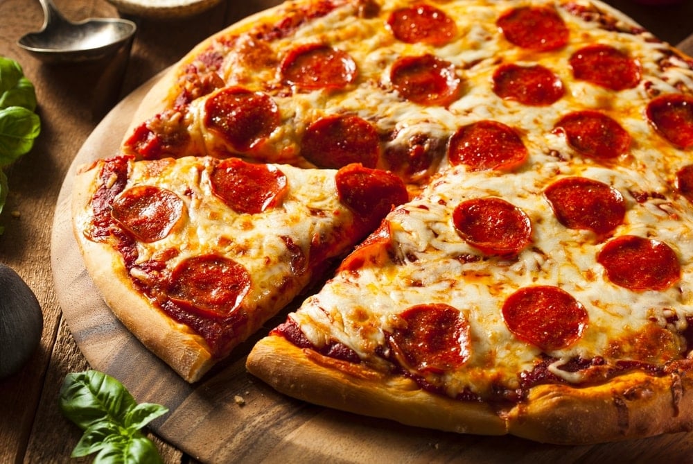 50 yıllık pizza devi tüm şubelerini kapatıyor! 67 milyon TL borçla iflas etti