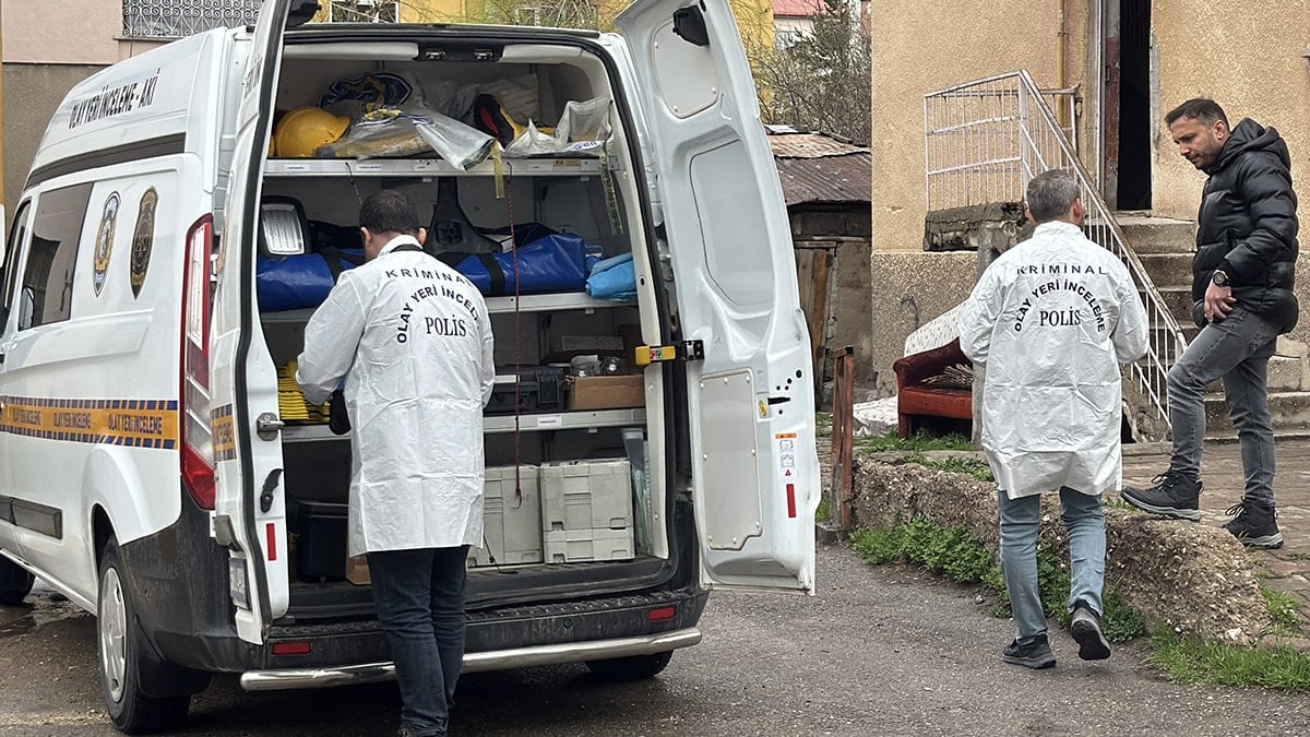 Sivas'ta bir kişi boşanma aşamasındaki eşini bıçakladı