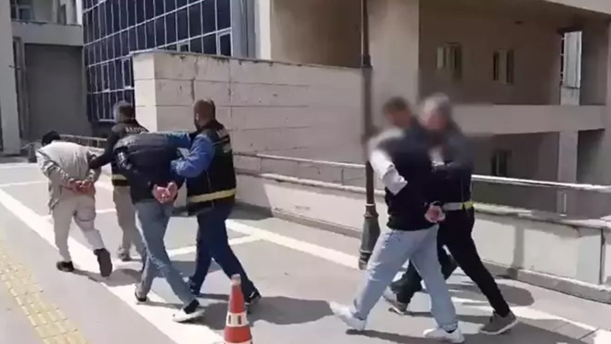 'IŞİD bağlantınız var' diyerek dolandırdılar