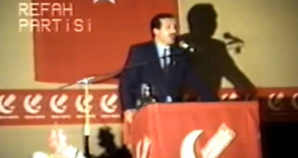 Erdoğan’ın 37 yıl önce yaptığı konuşma gündeme düştü: Saf olma kardeşim, uyan