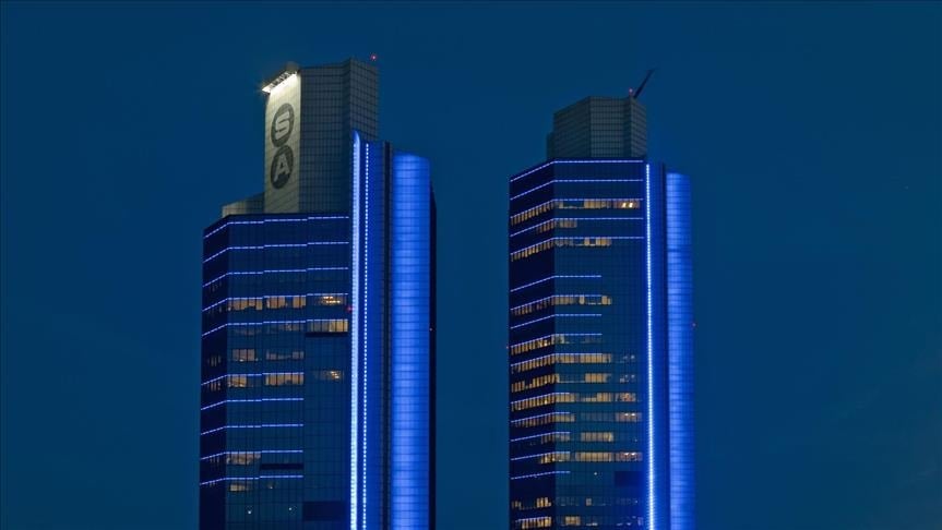 Sabancı Holding'den 1.1 milyar dolarlık dev satış!