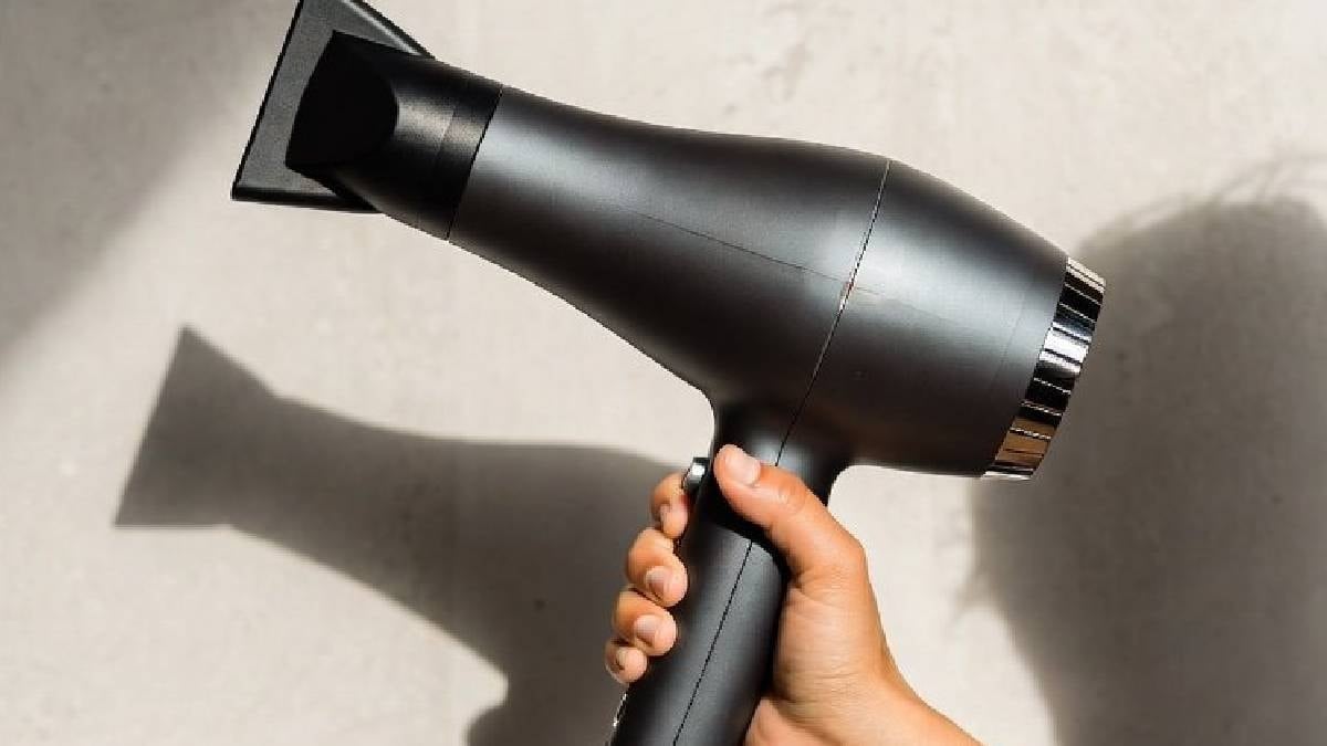 Saç kurutma makinesi sayesinde 34 bin dolar kazandı