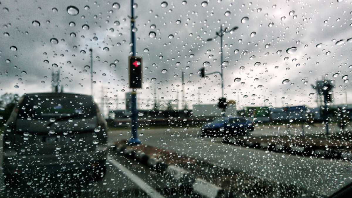 Bakanlıktan 4 ile sarı kodlu uyarı: Çöl tozu, sağanak, hortum...