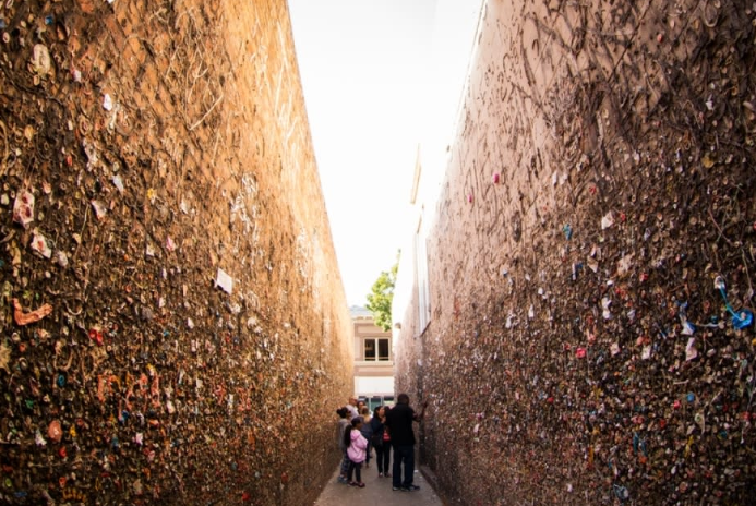 Midenize güvenmeyin: Bu sokak binlerce insanın 'ağzından çıktı'