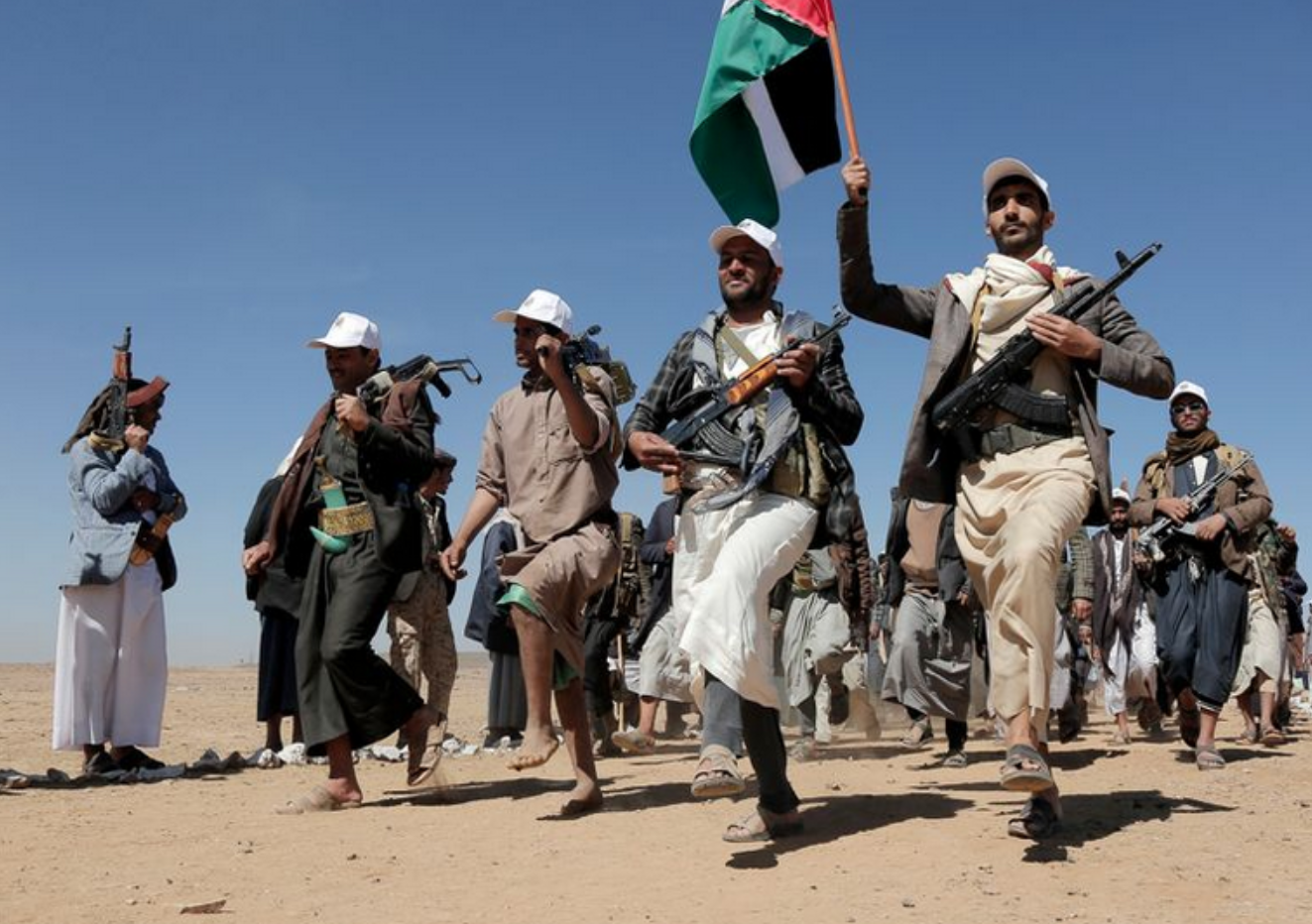 Husilerden ekonomiyi sarsacak uyarı: 'Savaş büyürse, Kızıldeniz'i kaparız'