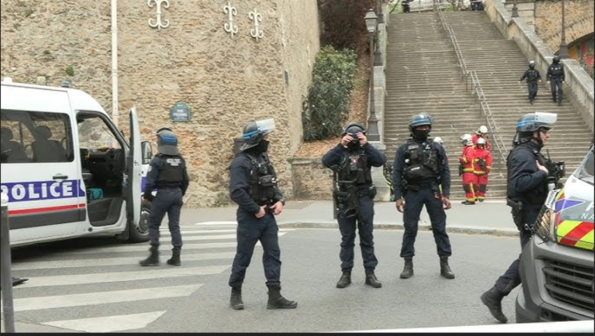 Bomba tehditleri bankacılık devlerini alarma geçirdi