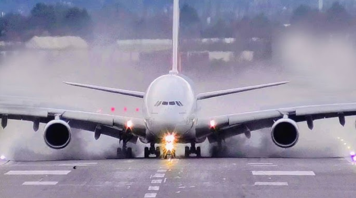 Avrupa'dan tüm havayolu şirketlerine uyarı: Bu tarihe kadar Orta Doğu'dan uzak durun