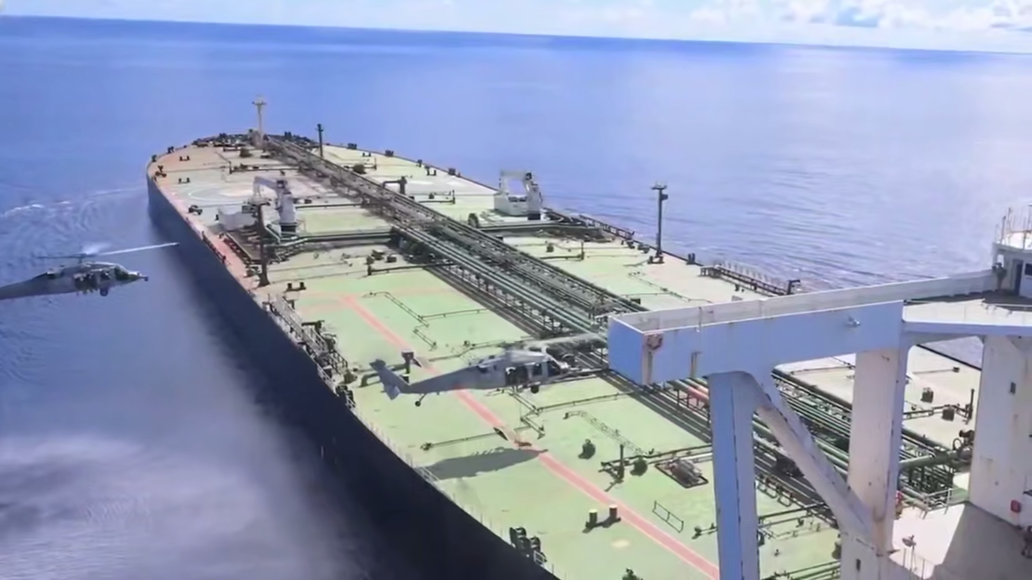 Savaşta yeni evre: ABD bir İran gemisini daha ele geçirdi