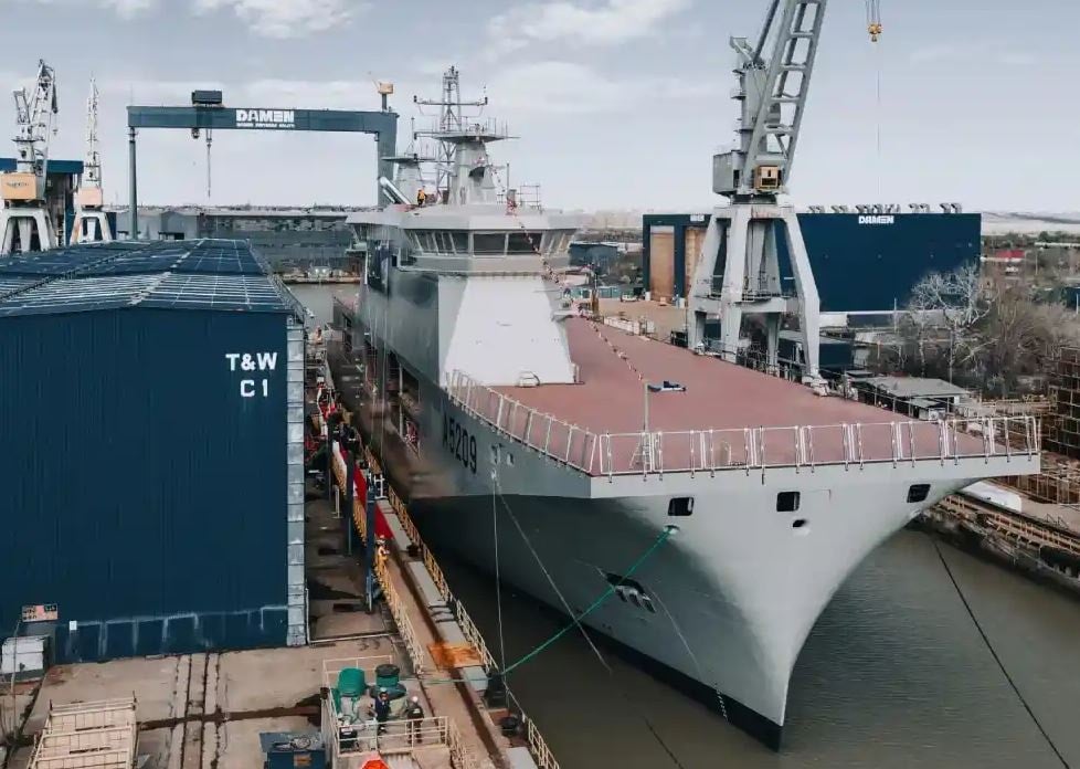 7 bin ton ağırlığındaki dev gemi denize indirildi! Yakıtsız 45 gün durabiliyor