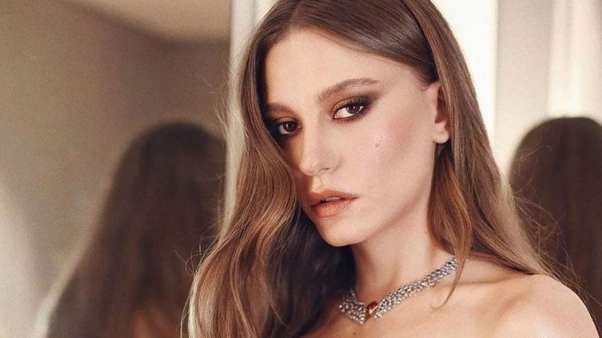 Serenay Sarıkaya sır gibi sakladığı babasını paylaştı