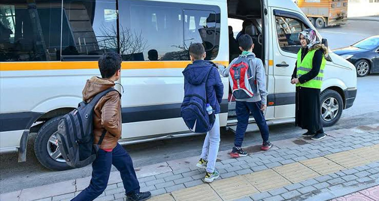 İstanbul’da Servis Ücretlerine Yeni Artış: Veliler ve Öğrenciler Ne Yapacak?