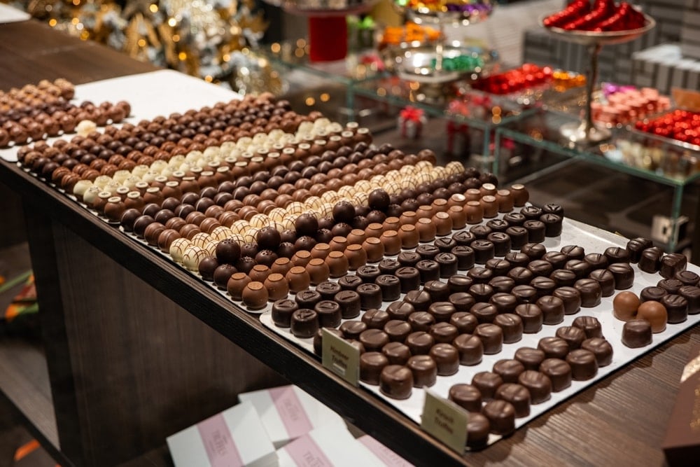 İflas bayrağı çekti ama son çikolata satılana kadar açık kalma kararı verdi