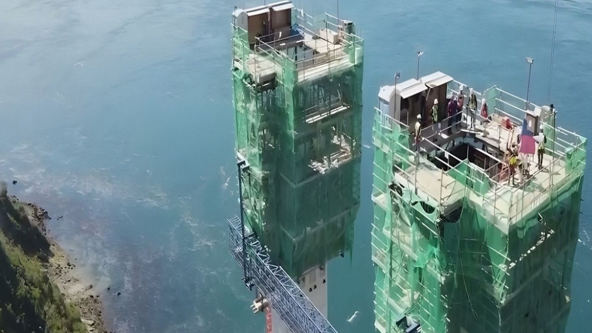 2.750 metrelik dev köprü denizi aşmaya hazırlanıyor: Ada ilk kez ana karaya bağlanacak