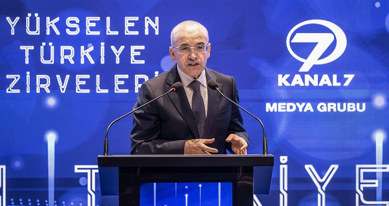 Mehmet Şimşek yandaş gazetedeki eleştirilere yandaş kanaldan cevap verdi