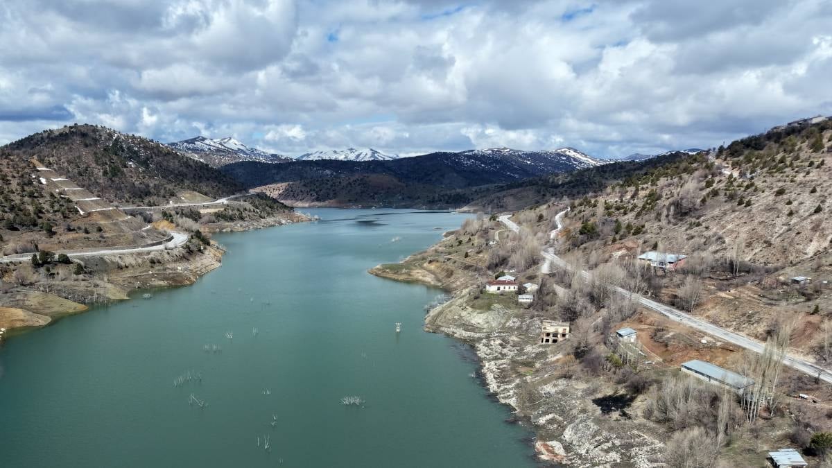 Sivas’taki o köy tekrar gözlerden kayboldu