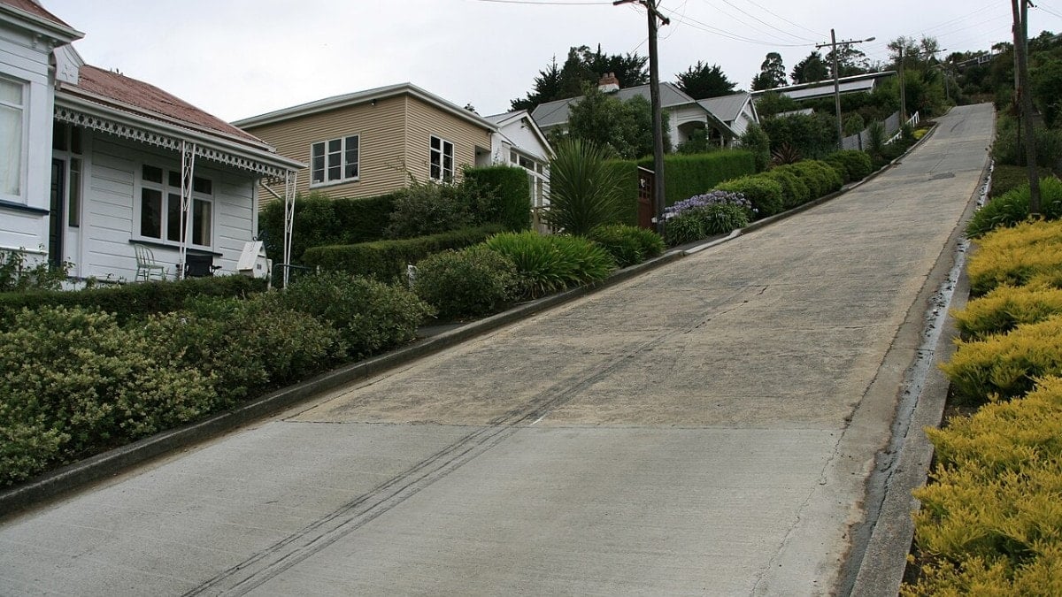 Bu sokağın zirvesine çıkmak başarı sayılıyor: Adım atmak bile çok zor