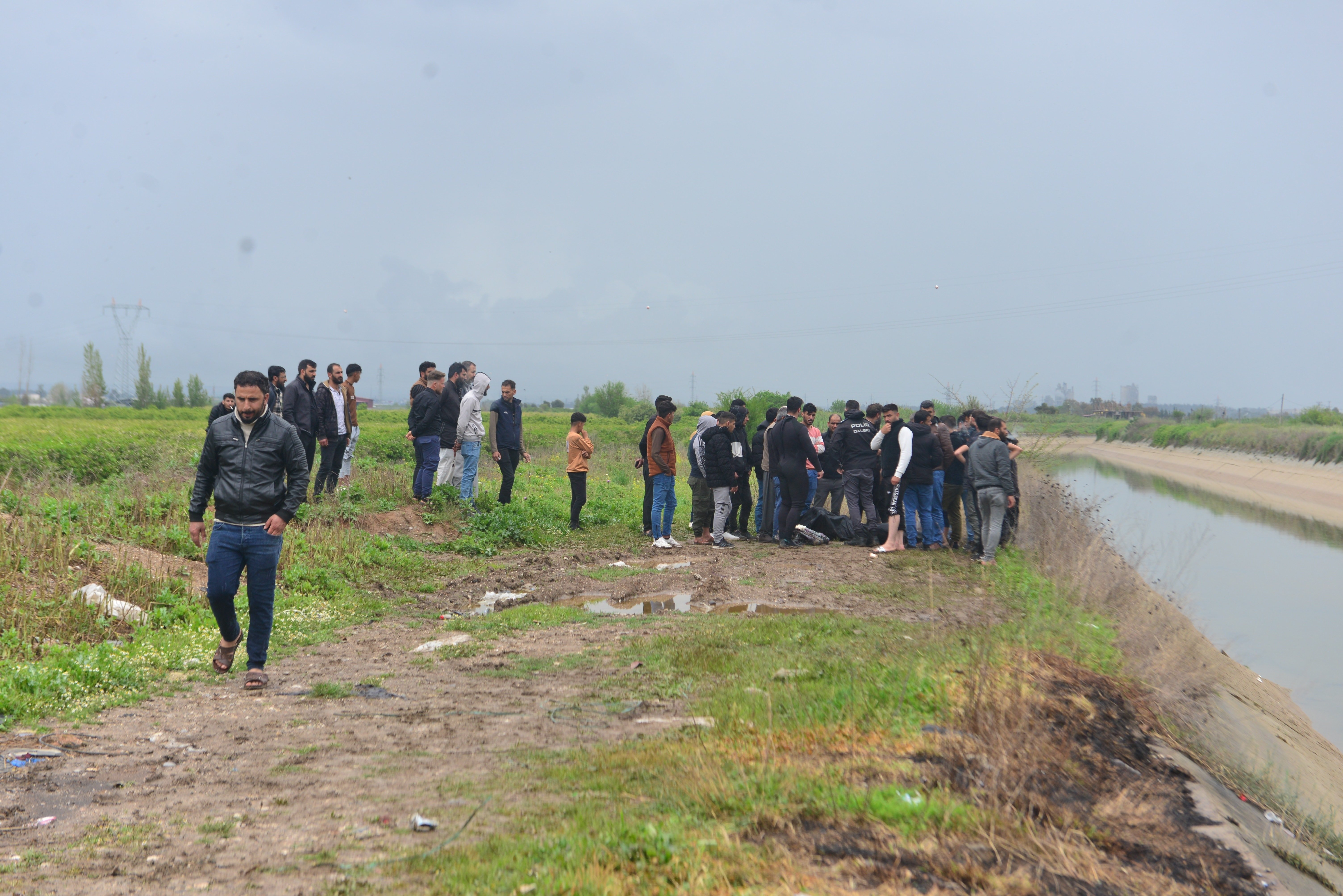 Sulama kanalında kaybolan İsam’ın cansız bedeni 8 kilometre uzaklıkta bulundu