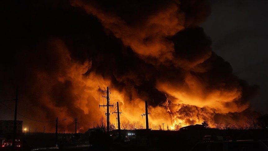 Ateşkes bitti mi? Tahran'da patlama sesleri...
